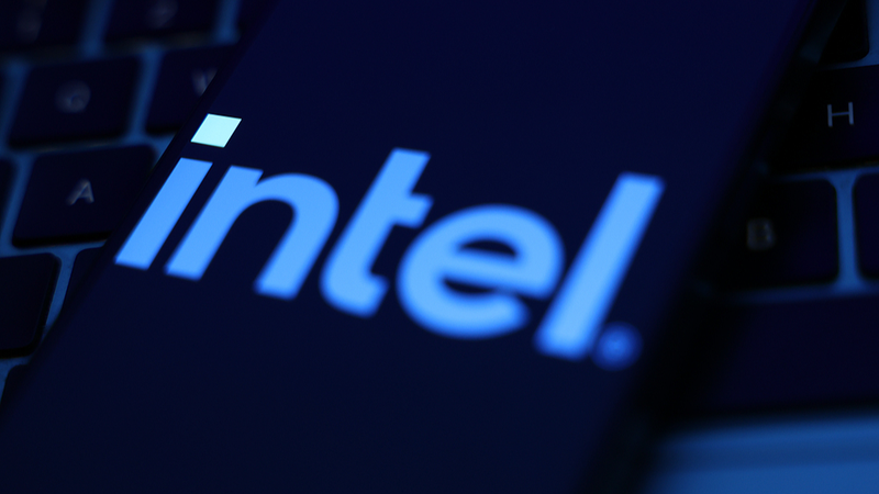 Trump Claims Intel Agrees to Grant U.S. Government 10% Stake in Chipmaker Trump_Claims_Intel_Agrees_to_Grant_U_S__Government_10__Stake_in_Chipmaker