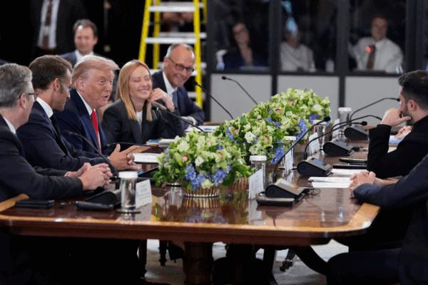 Trump, Zelensky, EU Leaders Push for Ukraine Peace Talks Trump__Zelensky__EU_Leaders_Push_for_Ukraine_Peace_Talks