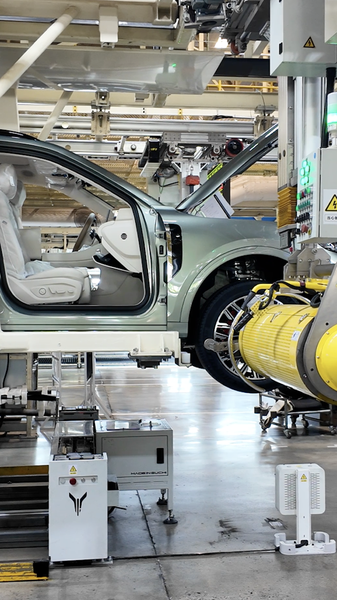 Wuhan_Made_NEVs_Accelerate_Global_Expansion video poster