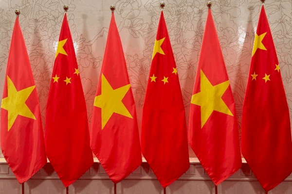 Xi Jinping, Vietnamese PM Discuss Bilateral Ties in Tianjin Xi_Jinping__Vietnamese_PM_Discuss_Bilateral_Ties_in_Tianjin