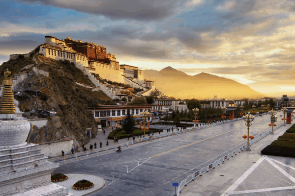 Xizang_s_60_Year_Transformation__From_Poverty_to_Prosperity video poster