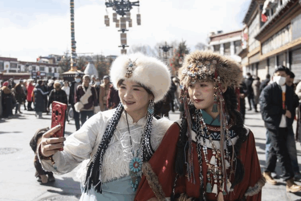 Xizang_s_Human_Rights_Progress__Education__Culture__and_Ecology_in_Focus