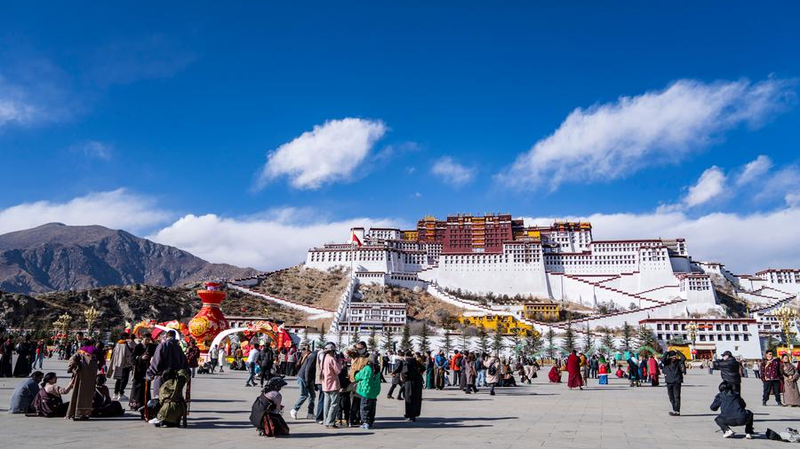 Xizang’s Transformation: Bridging History and Modern Development Xizang_s_Transformation__Bridging_History_and_Modern_Development