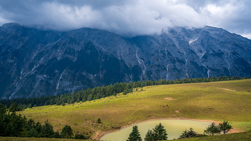 Yulong_Snow_Mountain__Yunnan_s_Sacred_Natural_Wonder_Unveiled_poster-1 - Khabar Asia Yulong_Snow_Mountain__Yunnan_s_Sacred_Natural_Wonder_Unveiled video poster