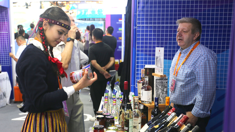 2025_China_Trade_Services_Fair_Opens_with_Global_Focus_on_Tech_and_Open_Markets - Khabar Asia 2025_China_Trade_Services_Fair_Opens_with_Global_Focus_on_Tech_and_Open_Markets