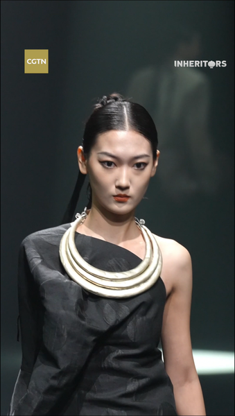 AI Revives Miao Embroidery at China Fashion Week 2025 AI_Revives_Miao_Embroidery_at_China_Fashion_Week_2025 video poster