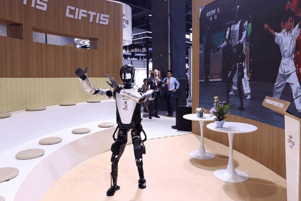 AI and Robotics Propel China’s Services Trade to New Heights AI_and_Robotics_Propel_China_s_Services_Trade_to_New_Heights