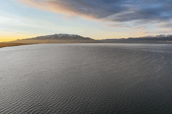 Autumn Magic at Xinjiang’s Sayram Lake: A Visual Feast Autumn_Magic_at_Xinjiang_s_Sayram_Lake__A_Visual_Feast video poster