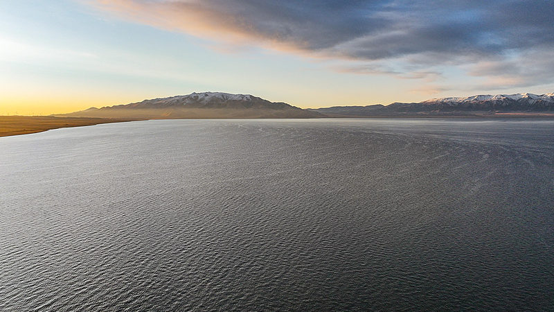Autumn_Magic_at_Xinjiang_s_Sayram_Lake__A_Visual_Feast_poster - Khabar Asia Autumn_Magic_at_Xinjiang_s_Sayram_Lake__A_Visual_Feast video poster
