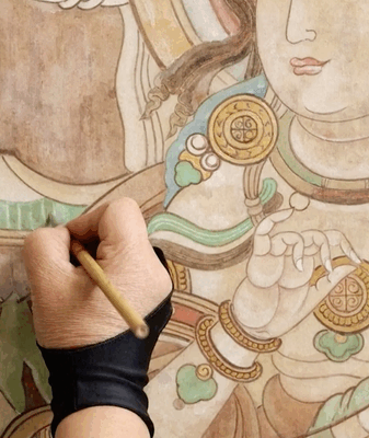 Artisan Xu Dongliang Safeguards Xinjiang’s Ancient Murals Artisan Xu Dongliang Safeguards Xinjiang’s Ancient Murals video poster