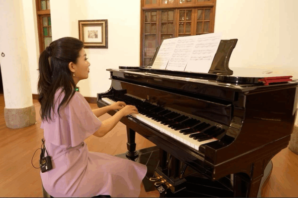Century-Old Steinway Echoes Modern Chinese Melodies in Tianjin Century_Old_Steinway_Echoes_Modern_Chinese_Melodies_in_Tianjin video poster