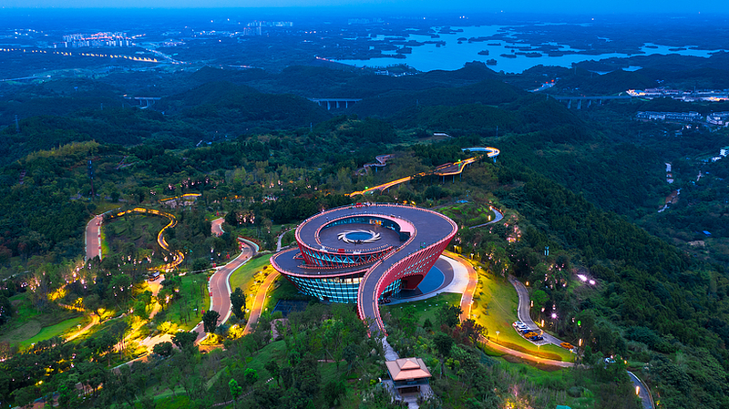 Chengdu’s Urban Oasis: Longquan Mountains Park Blends Nature and City Life Chengdu_s_Urban_Oasis__Longquan_Mountains_Park_Blends_Nature_and_City_Life video poster
