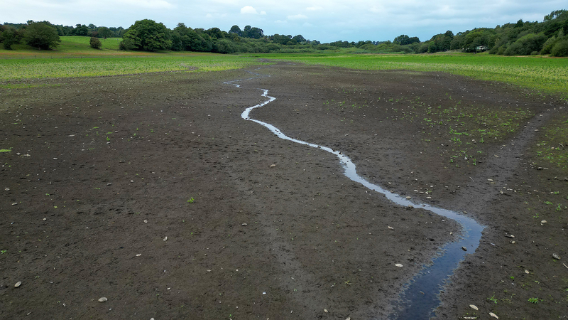 Climate_Change_Fuels_Britain_s_Hottest_Summer_on_Record - Khabar Asia Climate_Change_Fuels_Britain_s_Hottest_Summer_on_Record