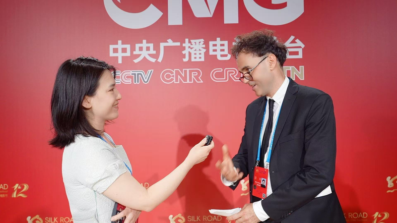 DM3838VXZS9DHTUL0EF7 - Khabar Asia Polish Filmmaker Rafał Listopad: How a Film Is 'Born Three Times' video poster