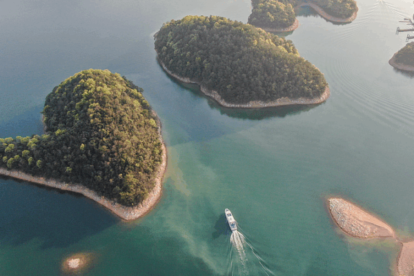 Discover Lushan’s West Sea: A Serene Escape in Jiangxi Discover_Lushan_s_West_Sea__A_Serene_Escape_in_Jiangxi video poster