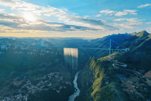 Huajiang Grand Canyon Bridge Opens: Engineering Marvel Meets Tourism Boost Huajiang_Grand_Canyon_Bridge_Opens__Engineering_Marvel_Meets_Tourism_Boost