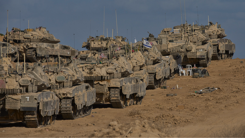 Israeli Strikes in Gaza Kill 31 as Tanks Push Deeper Into City Israeli_Strikes_in_Gaza_Kill_31_as_Tanks_Push_Deeper_Into_City