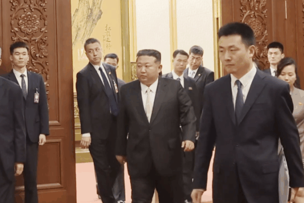 Kim Jong Un Concludes Beijing Talks with Xi Jinping Kim_Jong_Un_Concludes_Beijing_Talks_with_Xi_Jinping video poster