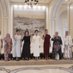 Peng_Liyuan_Hosts_SCO_Spouses__Bridges_Cultures_in_Tianjin - Khabar Asia Peng_Liyuan_Hosts_SCO_Spouses__Bridges_Cultures_in_Tianjin