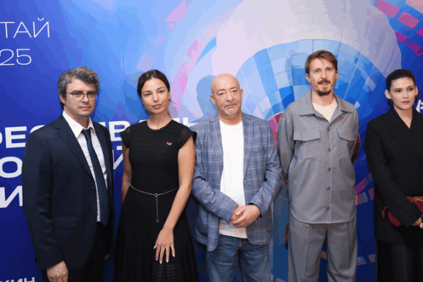 Russian Film Festival Bridges Cultures Across China Russian_Film_Festival_Bridges_Cultures_Across_China