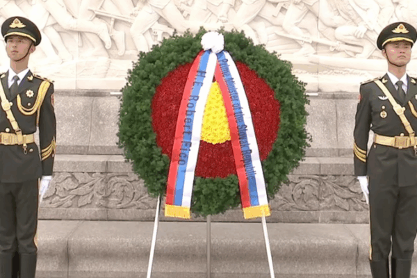Slovak PM Honors Chinese Heroes in Beijing Ceremony Slovak_PM_Honors_Chinese_Heroes_in_Beijing_Ceremony video poster