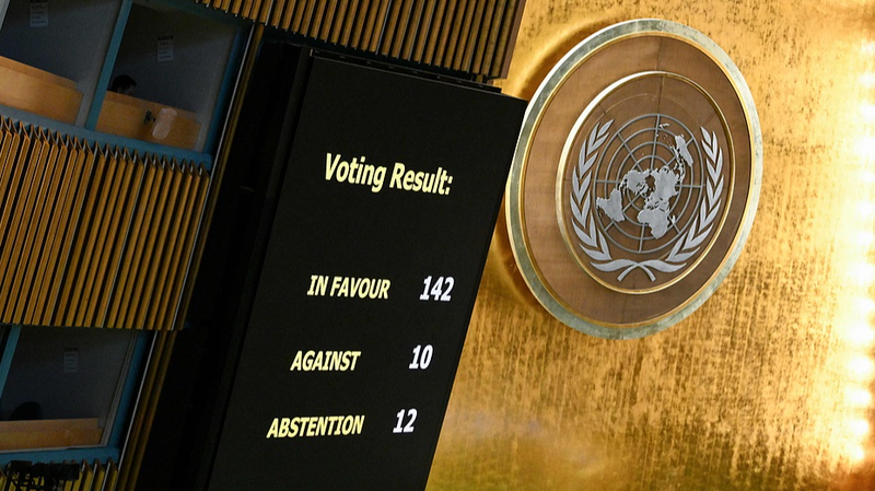 UN_Backs_Two_State_Solution_Without_Hamas_in_Landmark_Vote-1 - Khabar Asia UN_Backs_Two_State_Solution_Without_Hamas_in_Landmark_Vote