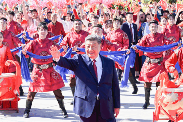 Xi Concludes Xinjiang Visit After 70th Anniversary Celebrations Xi_Concludes_Xinjiang_Visit_After_70th_Anniversary_Celebrations