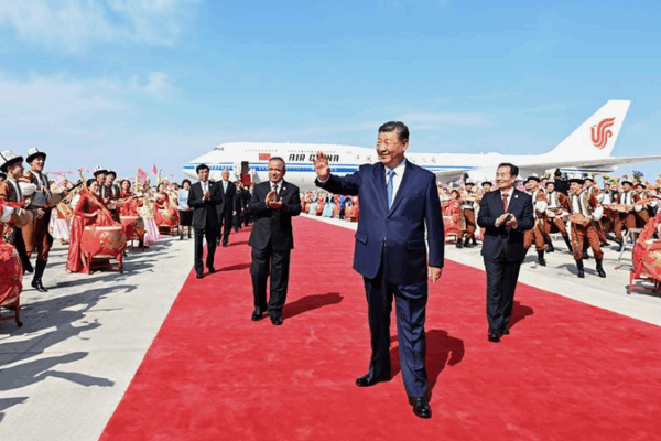 Xi Jinping Calls for Modern, Prosperous Xinjiang in New Development Push Xi_Jinping_Calls_for_Modern__Prosperous_Xinjiang_in_New_Development_Push