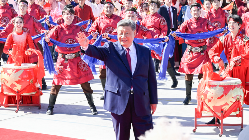 Xi_Jinping_Concludes_Xinjiang_Visit_After_70th_Anniversary_Celebrations_poster - Khabar Asia Xi_Jinping_Concludes_Xinjiang_Visit_After_70th_Anniversary_Celebrations video poster