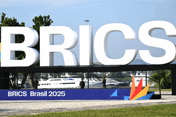 Xi_Jinping_Stresses_Cooperation_at_Virtual_BRICS_Summit