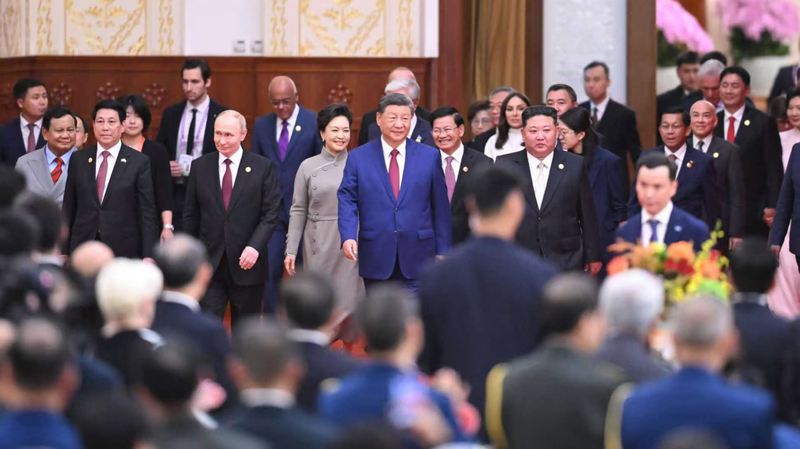Xi_Jinping_Stresses_Peace__Unity_at_WWII_Victory_Anniversary_Reception_poster - Khabar Asia Xi_Jinping_Stresses_Peace__Unity_at_WWII_Victory_Anniversary_Reception video poster