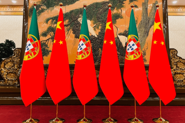 Xi_Jinping__Portugal_s_PM_Discuss_Bilateral_Ties_in_Beijing_Meeting