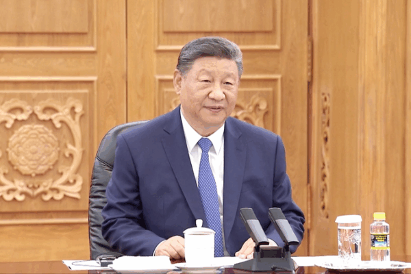 Xi_Praises_Portugal_s__Profound_Impression__in_Beijing_Meeting video poster