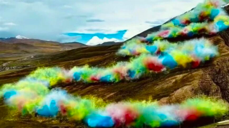 Xizang Fireworks Probe Sparks Environmental Debate Xizang_Fireworks_Probe_Sparks_Environmental_Debate