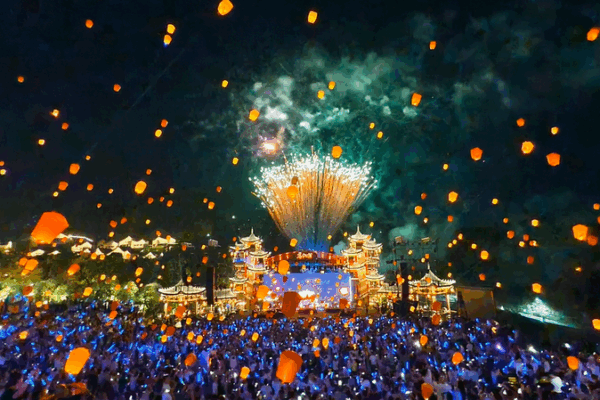 A Thousand Lanterns Illuminate Gexian Village’s Cultural Heritage A_Thousand_Lanterns_Illuminate_Gexian_Village_s_Cultural_Heritage