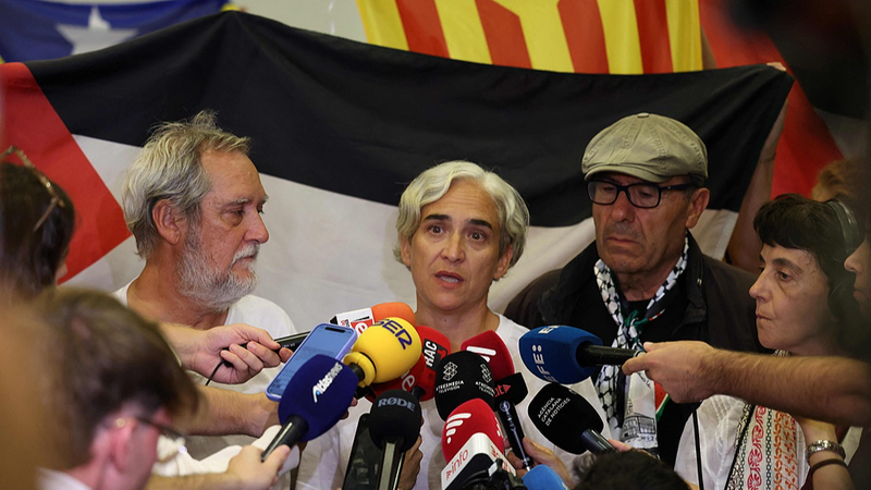 Activists_Allege_Mistreatment_in_Israeli_Detention_After_Gaza_Flotilla_Interception - Khabar Asia Activists_Allege_Mistreatment_in_Israeli_Detention_After_Gaza_Flotilla_Interception