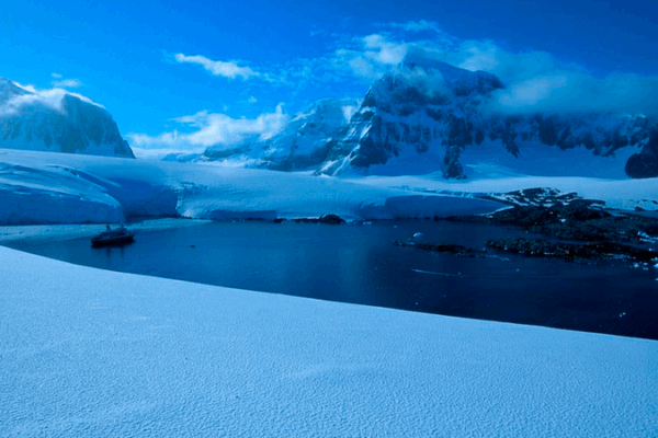 Antarctic Methane Surge Sparks Global Climate Alerts Antarctic_Methane_Surge_Sparks_Global_Climate_Alerts