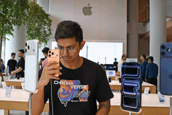 Apple Seeks Tax Reform in India to Boost iPhone Production Apple_Seeks_Tax_Reform_in_India_to_Boost_iPhone_Production