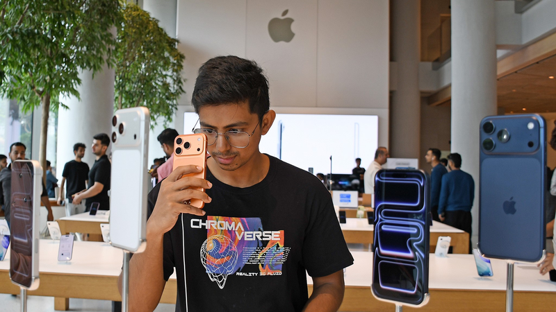 Apple_Seeks_Tax_Reform_in_India_to_Boost_iPhone_Production - Khabar Asia Apple_Seeks_Tax_Reform_in_India_to_Boost_iPhone_Production