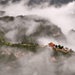 Breathtaking_Sea_of_Clouds_Transforms_Northern_China_s_Mountains video poster