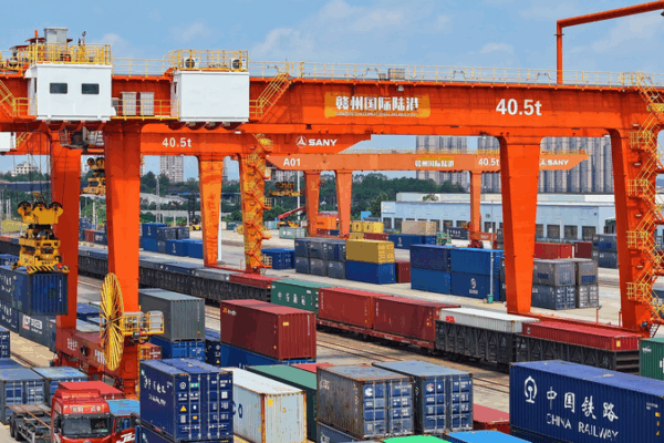 China Attracts $78.7B Foreign Investment Despite Shifting Trends China_Attracts__78_7B_Foreign_Investment_Despite_Shifting_Trends