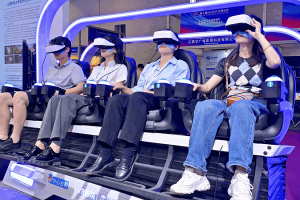 China’s VR Industry Surpasses 10,000 Firms, Fuels Global Tech Innovation China_s_VR_Industry_Surpasses_10_000_Firms__Fuels_Global_Tech_Innovation
