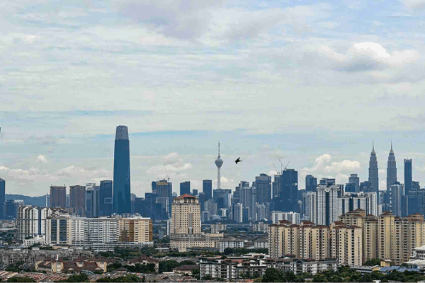 Chinese_Delegation_Engages_Media_in_Kuala_Lumpur_poster - Khabar Asia Chinese_Delegation_Engages_Media_in_Kuala_Lumpur video poster