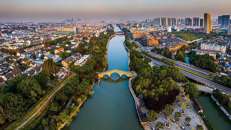 Discover Suzhou: Where Ancient Charm Meets Modern Innovation Discover_Suzhou__Where_Ancient_Charm_Meets_Modern_Innovation video poster