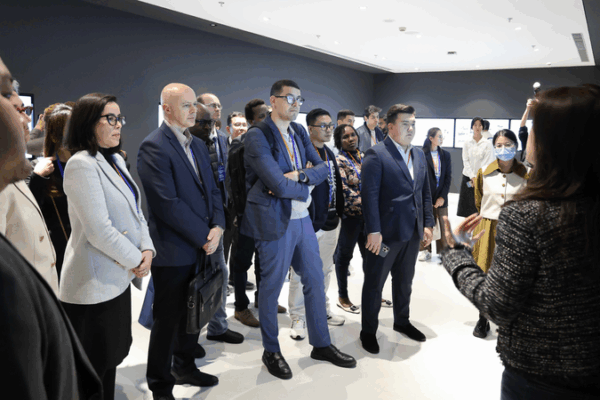 Global AI Workshop in Shanghai Bridges Tech Divide Global_AI_Workshop_in_Shanghai_Bridges_Tech_Divide