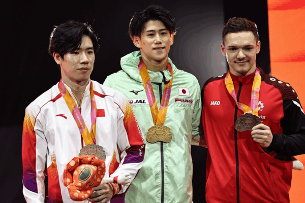 Hashimoto Clinches Historic Third Gymnastics Gold; China’s Zhang Takes Silver Hashimoto_Clinches_Historic_Third_Gymnastics_Gold__China_s_Zhang_Takes_Silver