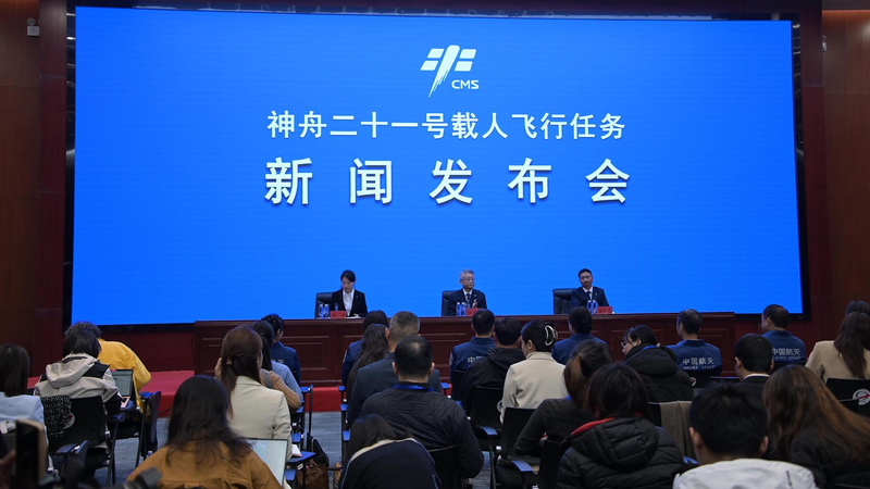 Hong_Kong__Macao_Astronauts_Clear_Key_Training_Milestones - Khabar Asia Hong_Kong__Macao_Astronauts_Clear_Key_Training_Milestones