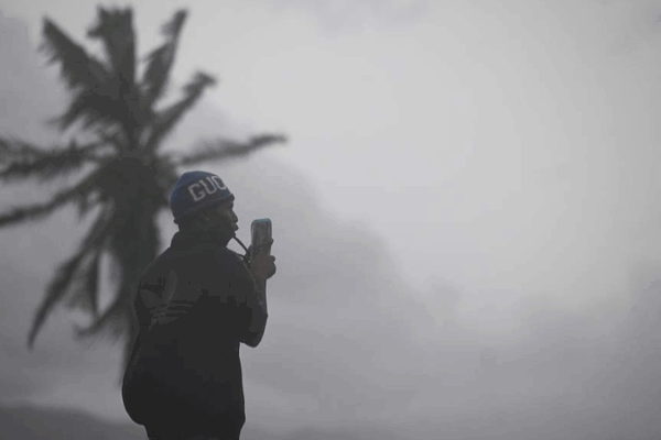 Hurricane_Melissa_Threatens_Jamaica_as_Category_5_Storm_poster - Khabar Asia Hurricane_Melissa_Threatens_Jamaica_as_Category_5_Storm video poster
