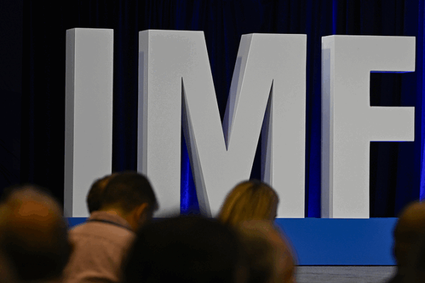 IMF Boosts 2025 Global Growth Forecast to 3.2% Amid US Tariff Warnings IMF_Boosts_2025_Global_Growth_Forecast_to_3_2__Amid_US_Tariff_Warnings
