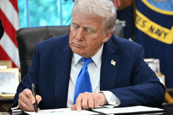 Lawsuit Challenges Trump’s $100K H-1B Visa Fee Proposal Lawsuit_Challenges_Trump_s__100K_H_1B_Visa_Fee_Proposal